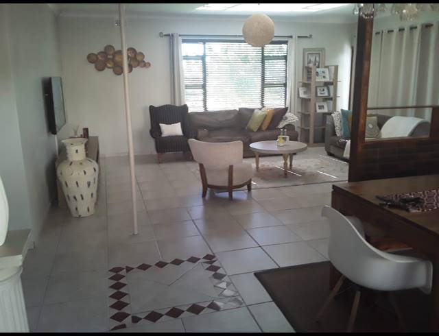 3 BEDROOM FREESTANDING RENTED IN BEREA WEST